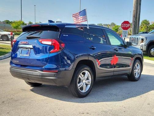 2022 GMC Terrain SLE