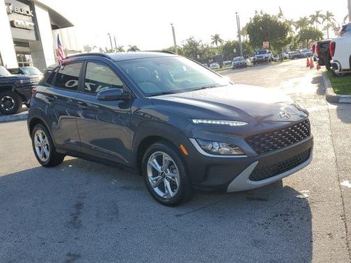 2023 Hyundai KONA SEL