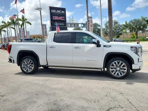 2023 GMC Sierra 1500 Denali