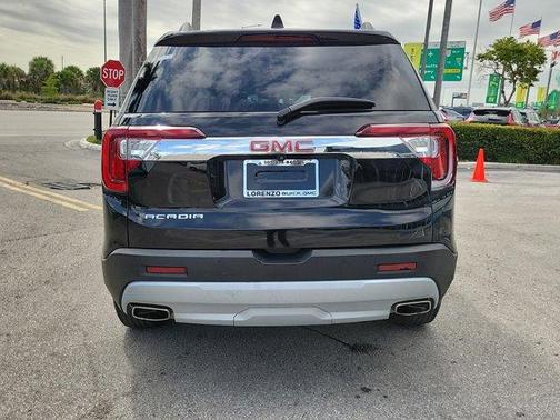 2022 GMC Acadia SLE