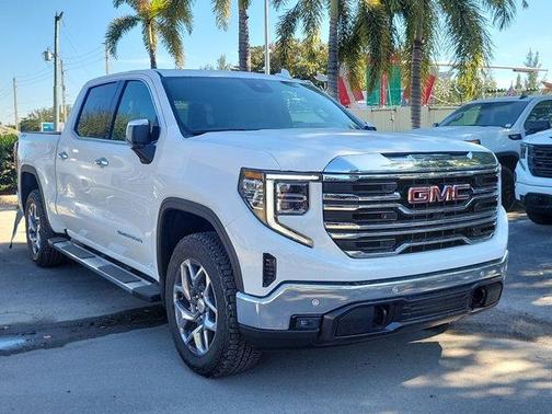 2025 GMC Sierra 1500 SLT