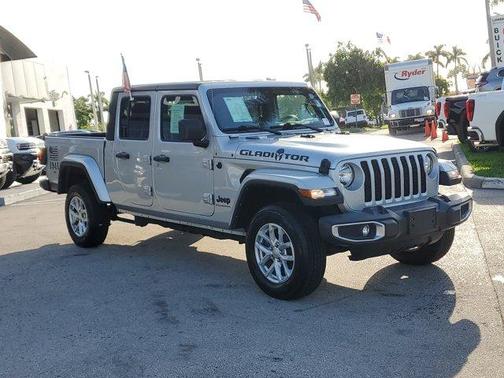 2023 Jeep Gladiator Sport