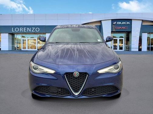 2018 Alfa Romeo Giulia Base