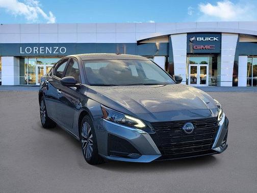 Gun Metallic 2025 Nissan Altima SV