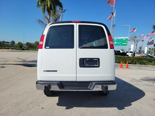 2024 Chevrolet Express 2500 Work Van