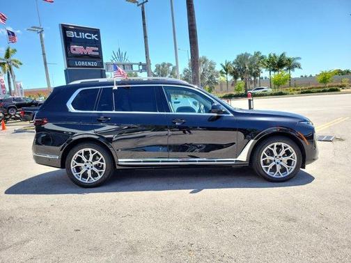 2024 BMW X7 xDrive40i