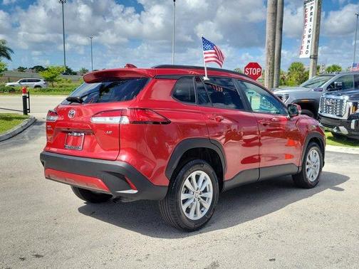 2022 Toyota Corolla Cross LE