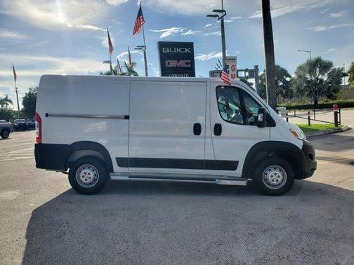 2023 RAM ProMaster 2500 Base