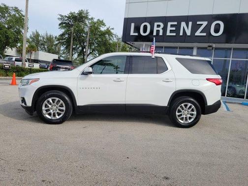 2021 Chevrolet Traverse LT Leather