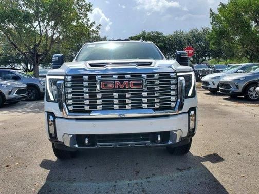 2025 GMC Sierra 2500 Denali