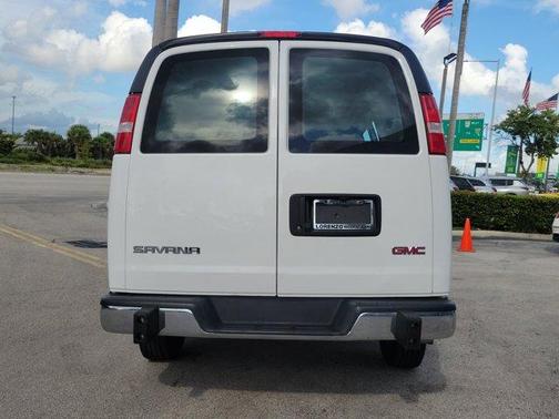 2023 GMC Savana 2500 Work Van