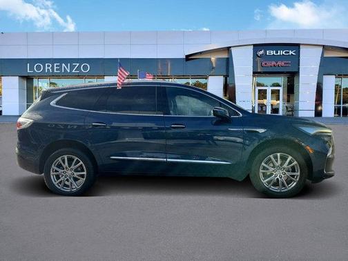 2023 Buick Enclave Premium