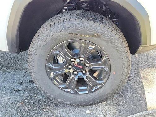 2025 GMC Canyon 2WD Elevation