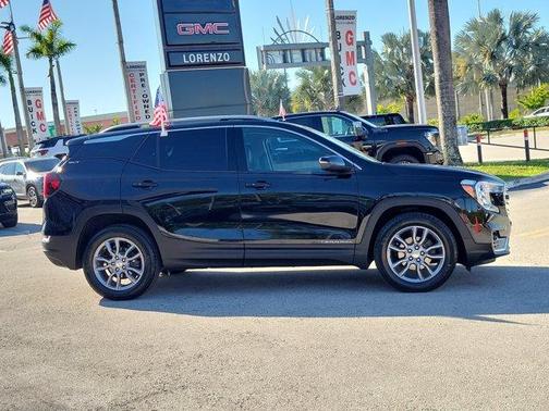 Ebony Twilight Metallic 2022 GMC Terrain SLT