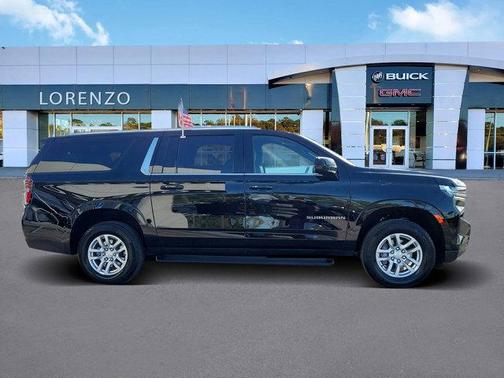 2024 Chevrolet Suburban LS