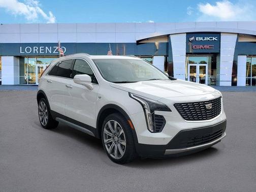 2023 Cadillac XT4 Premium Luxury