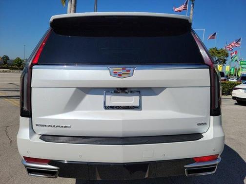2023 Cadillac Escalade Premium Luxury