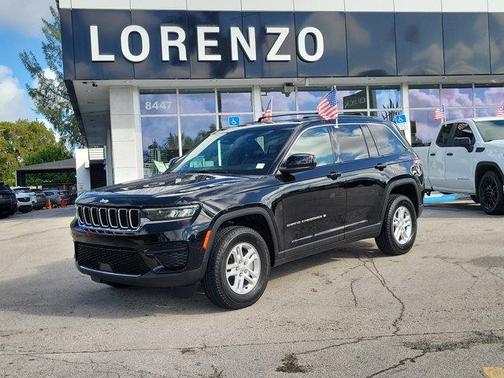 2024 Jeep Grand Cherokee Laredo