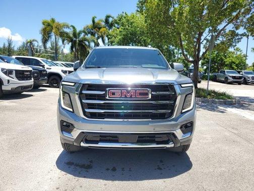 2025 GMC Yukon Elevation