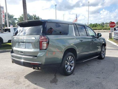 2023 Chevrolet Suburban Premier