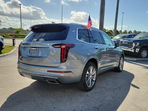 2024 Cadillac XT6 Premium Luxury FWD