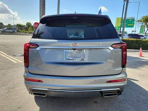 2024 Cadillac XT6 Premium Luxury FWD
