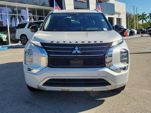 2024 Mitsubishi Outlander SEL