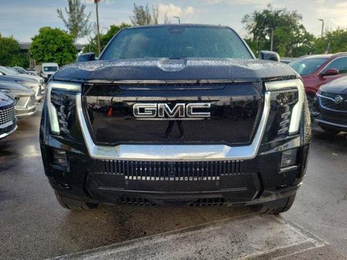 2025 GMC Sierra EV Denali