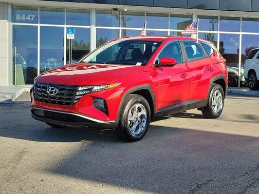 2023 Hyundai TUCSON SE