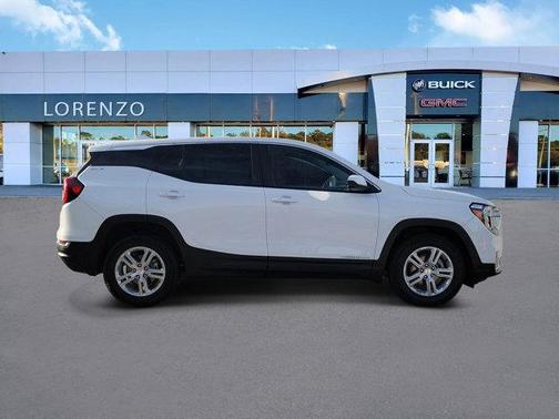 Summit White 2024 GMC Terrain SLE