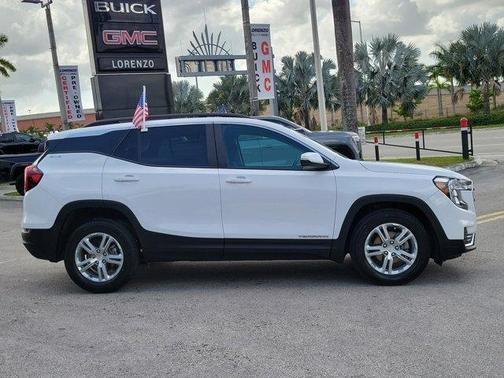 2022 GMC Terrain SLE