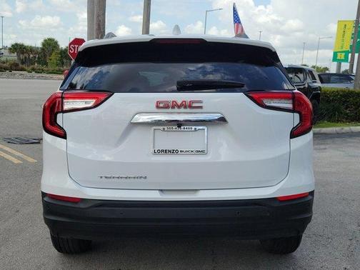 2022 GMC Terrain SLE
