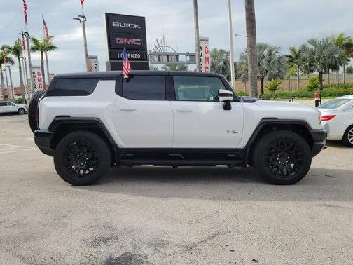 White 2025 GMC HUMMER EV SUV 2X