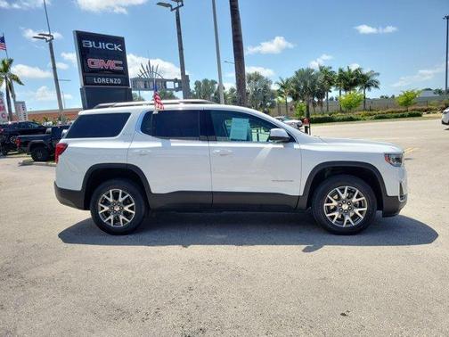 2022 GMC Acadia SLE
