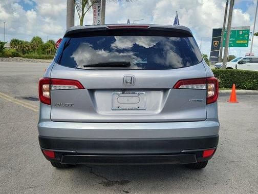 Lunar Silver Metallic 2021 Honda Pilot Special Edition