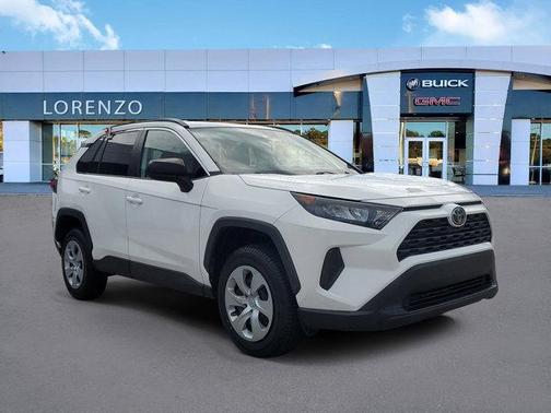 2020 Toyota RAV4 LE