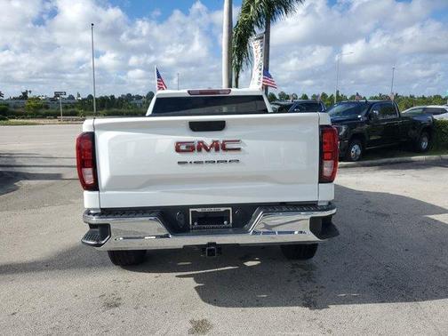 2023 GMC Sierra 1500 Pro