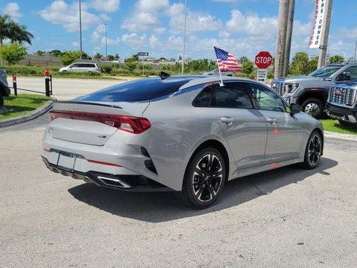 2022 Kia K5 GT-Line
