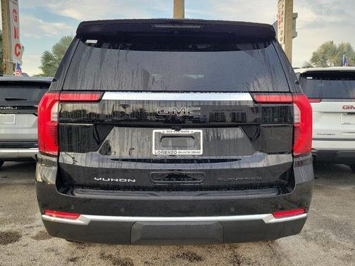 2025 GMC Yukon XL Elevation