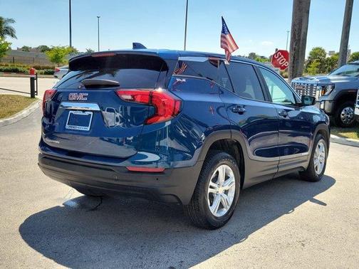 2021 GMC Terrain SLE