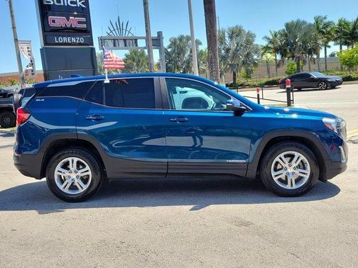 2021 GMC Terrain SLE