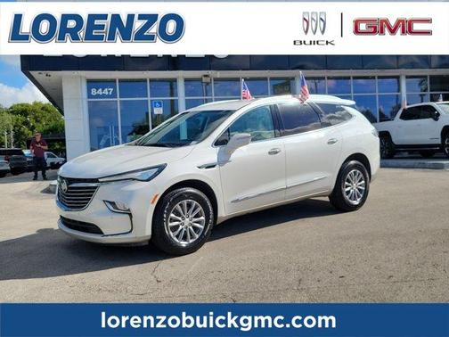 2022 Buick Enclave Essence