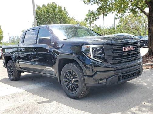 2025 GMC Sierra 1500 Elevation