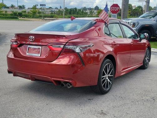 2021 Toyota Camry SE