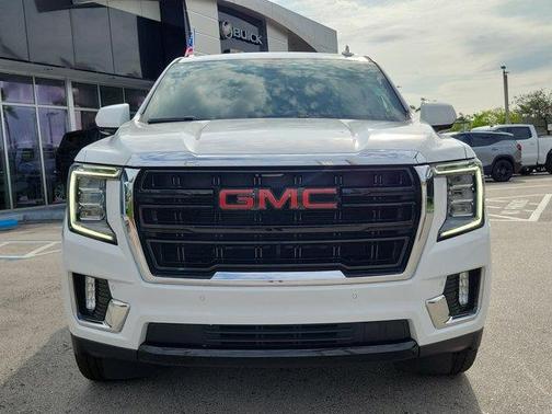 2022 GMC Yukon XL SLE