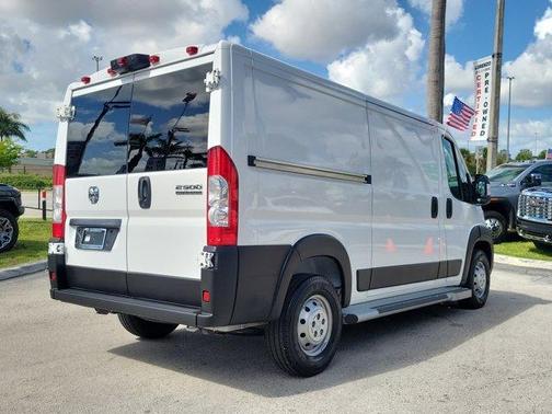 2023 RAM ProMaster 2500 Base