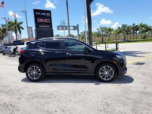 Photo 4 of 28 of 2021 Buick Encore GX Preferred