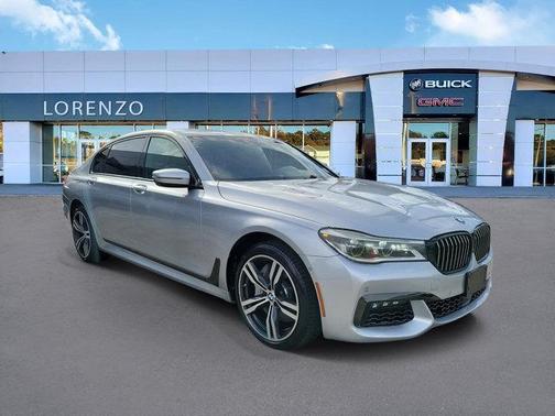 Glacier Silver Metallic 2017 BMW 750 i