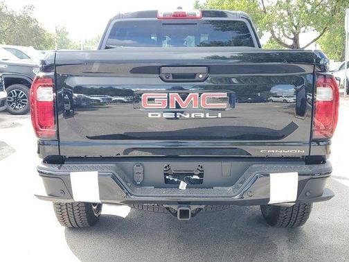 2026 GMC Canyon Denali