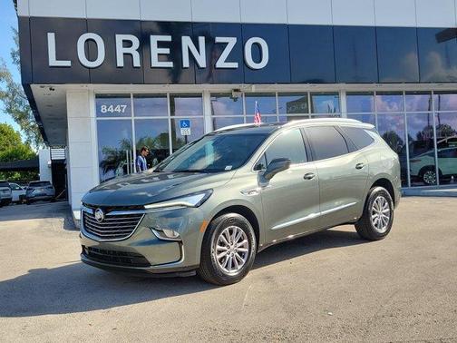2023 Buick Enclave Essence